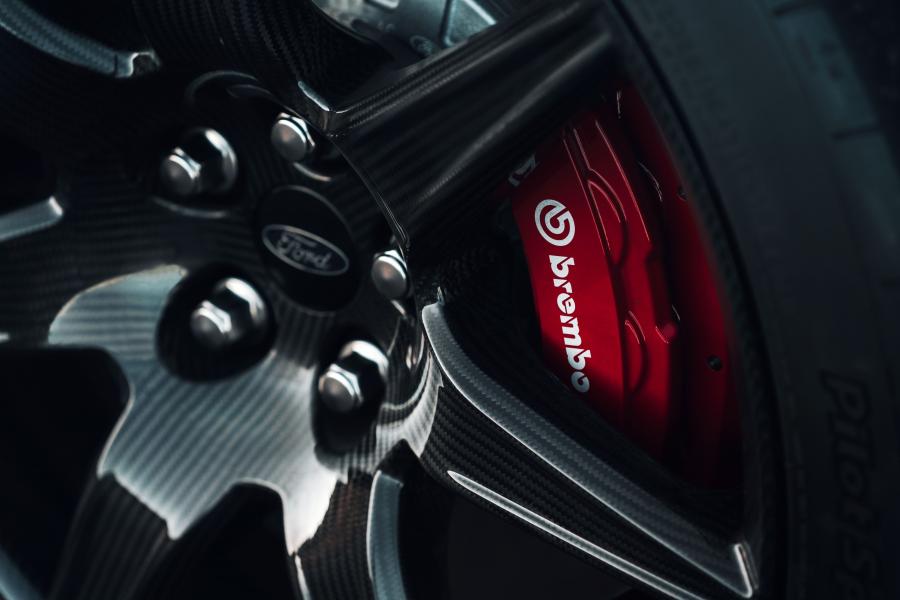 Колеса Ford Mustang Shelby GT500 2019 года  (фото 99 из 119)